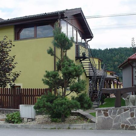 Penzion Zlaty Orol Helcmanovce Exteriér fotografie